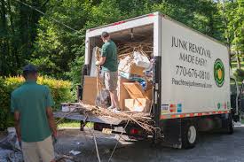 Best Retail Junk Removal  in Riverdale, GA
